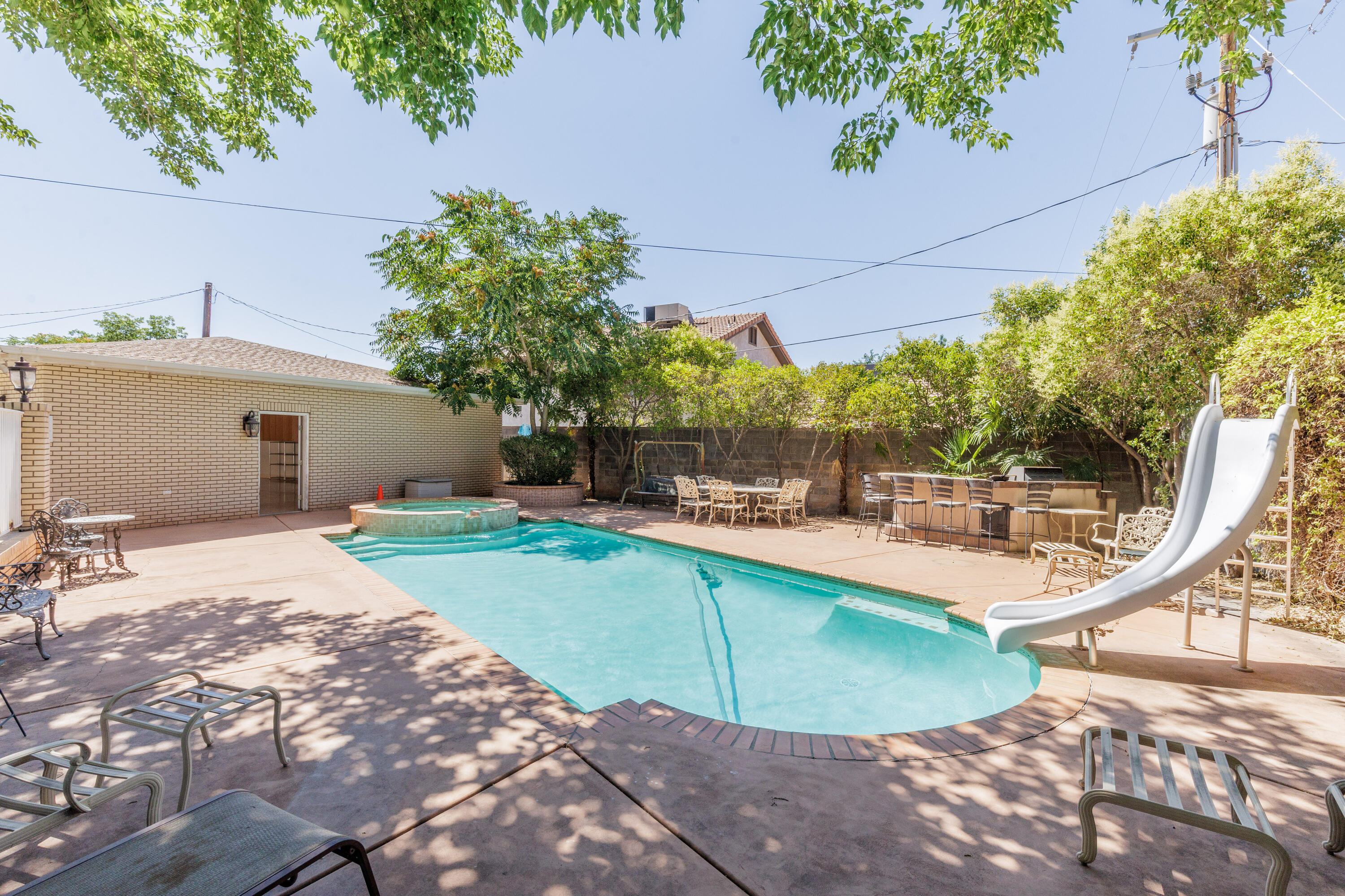 539 Diagonal Street St. George, UT 84770 - Photo 33 of 40 34 - Pool & Spa