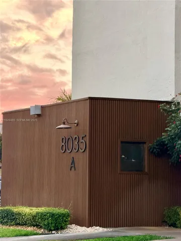 $2,250 | 8035 Southwest 107th Avenue, Unit 317, Miami, FL 33173