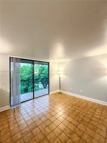 $2,150 | 8035 Southwest 107th Avenue, Unit 317, Miami, FL 33173