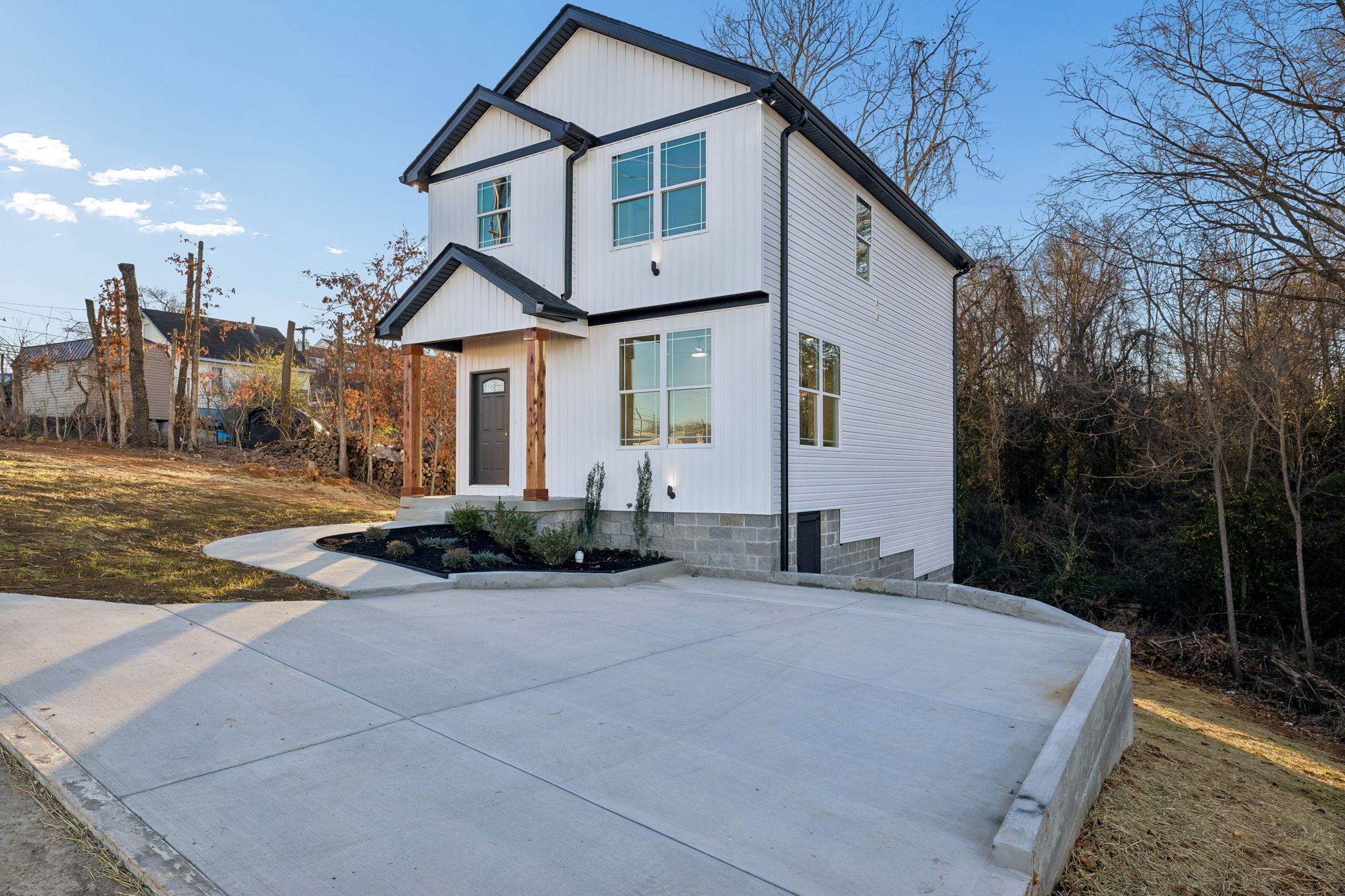 5295 Matthews Street Springfield, TN 37172 - Photo 2 of 32