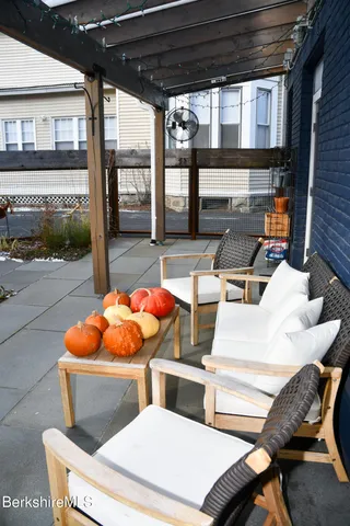 $324,900 | 17-19 Linden Street, Pittsfield, MA 01201