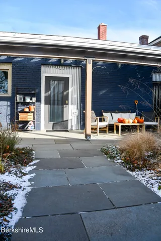 $324,900 | 17-19 Linden Street, Pittsfield, MA 01201