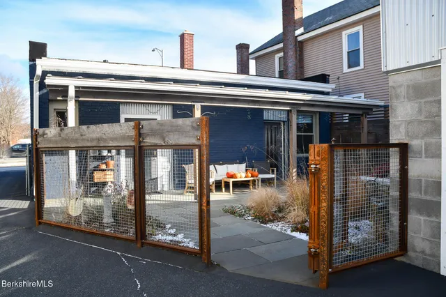 $324,900 | 17-19 Linden Street, Pittsfield, MA 01201