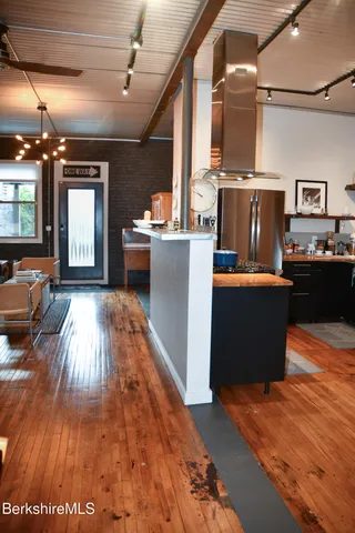 $324,900 | 17-19 Linden Street, Pittsfield, MA 01201