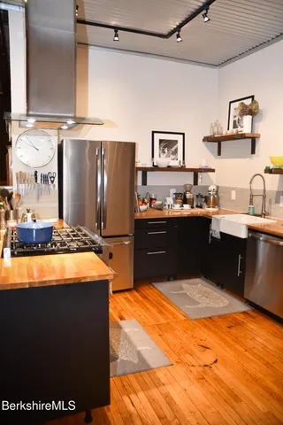 $324,900 | 17-19 Linden Street, Pittsfield, MA 01201