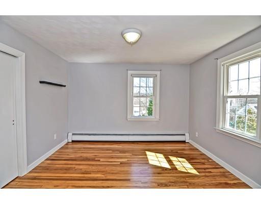 22 Lesley Avenue Auburn, MA 01501 - Photo 15 of 27