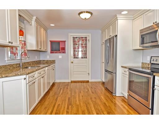 22 Lesley Avenue Auburn, MA 01501 - Photo 2 of 27