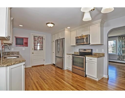 22 Lesley Avenue Auburn, MA 01501 - Photo 3 of 27