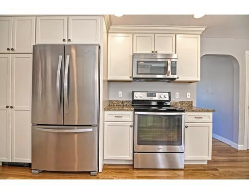 22 Lesley Avenue Auburn, MA 01501 - Photo 6 of 27