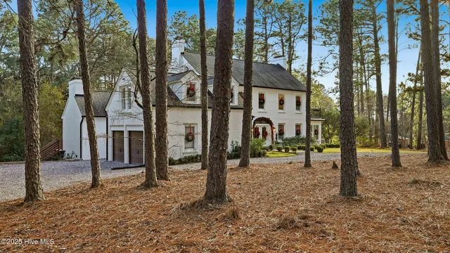 $1,124,000 | 225 Hill Road, Southern Pines, NC 28387