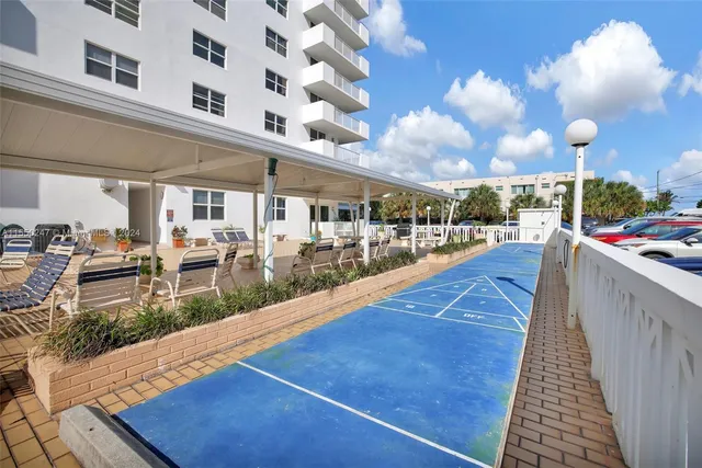 $369,900 | 1601 South Ocean Drive, Unit 501, Hollywood, FL 33019