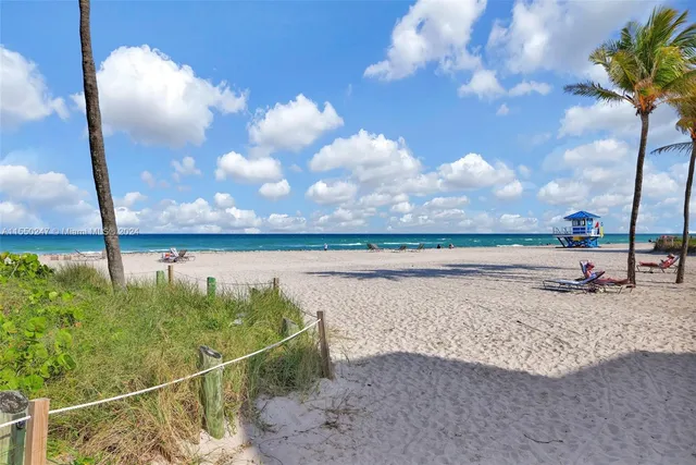$369,900 | 1601 South Ocean Drive, Unit 501, Hollywood, FL 33019