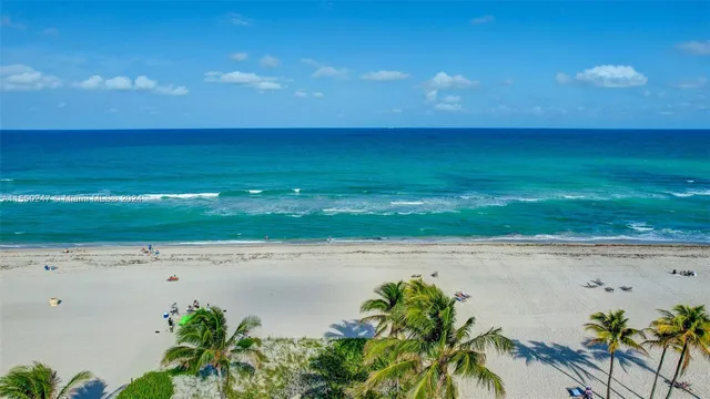 $369,900 | 1601 South Ocean Drive, Unit 501, Hollywood, FL 33019