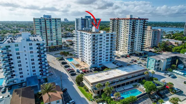 $369,900 | 1601 South Ocean Drive, Unit 501, Hollywood, FL 33019
