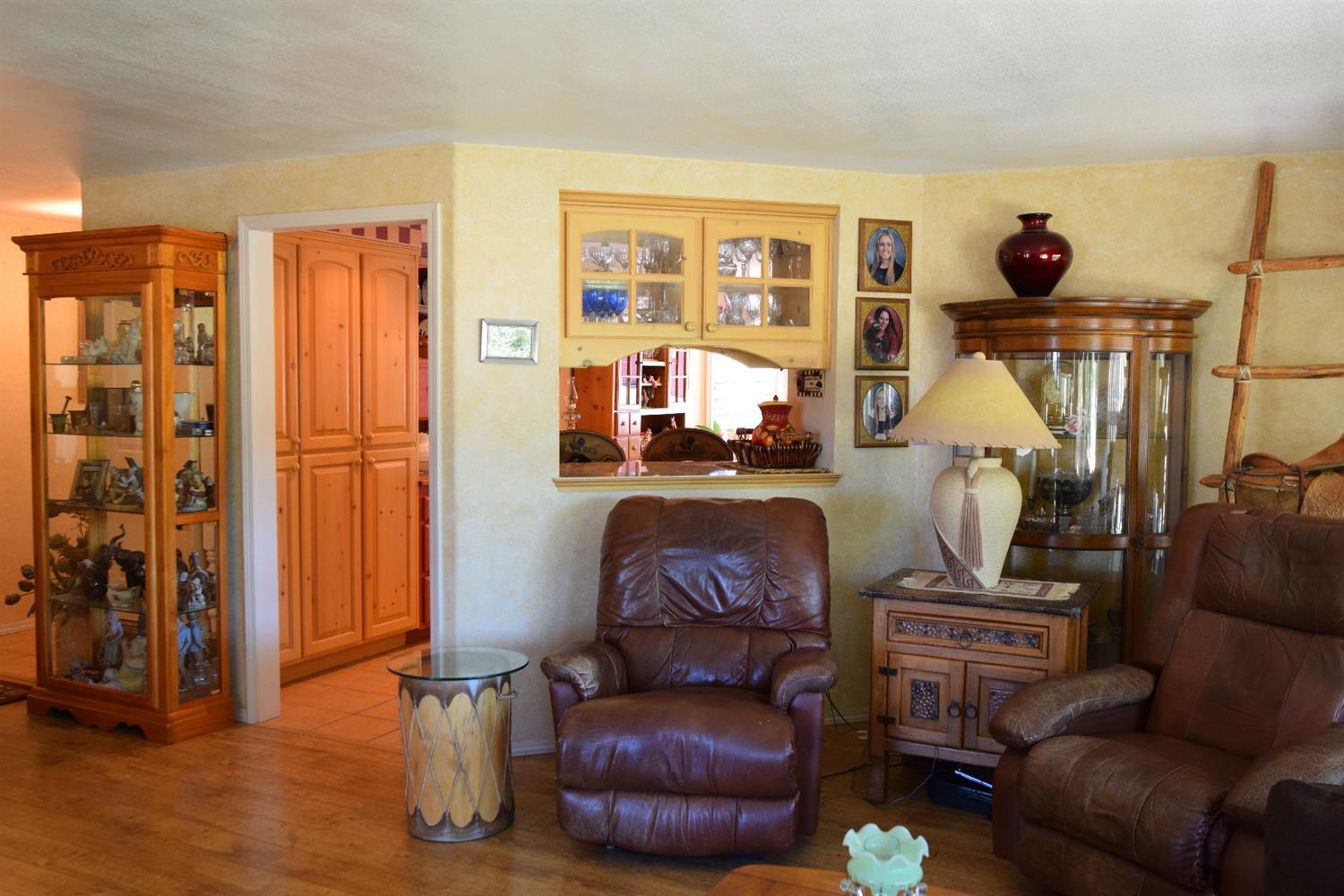 4258 Beagle Road White City, OR 97503 - Photo 9 of 35 Additional Photo
