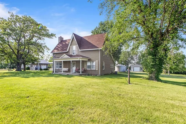 $375,000 | 14381 State Highway, Pattonsburg, MO 64670