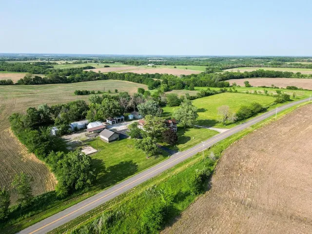 $375,000 | 14381 State Highway, Pattonsburg, MO 64670