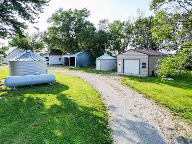 $375,000 | 14381 State Highway, Pattonsburg, MO 64670