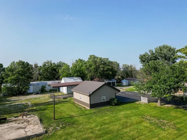 $375,000 | 14381 State Highway, Pattonsburg, MO 64670