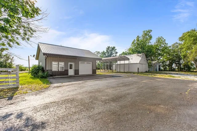 $375,000 | 14381 State Highway, Pattonsburg, MO 64670