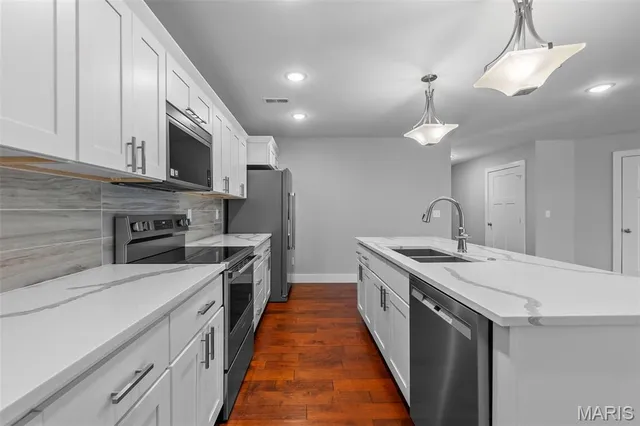 $299,900 | 102 Beechwood Lane, Cape Girardeau, MO 63701