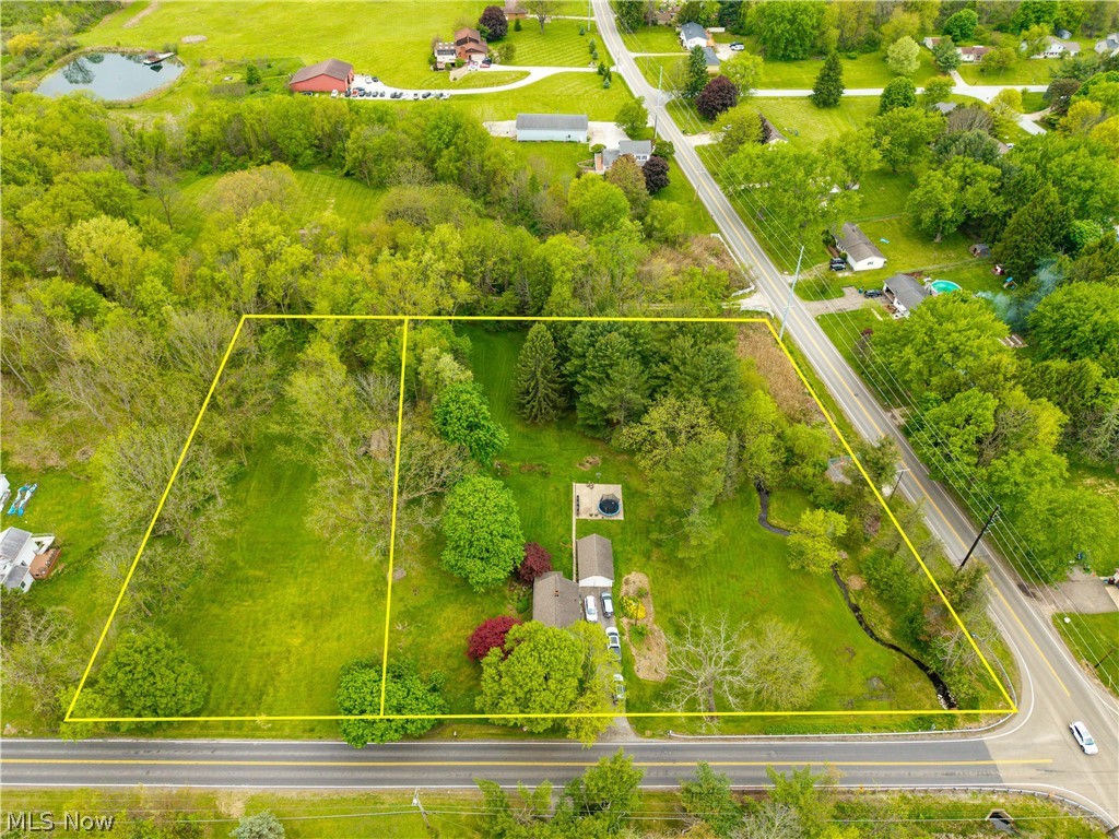 2462 Myersville Road Uniontown, OH 44685 - Photo 5 of 43