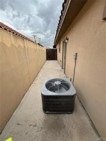 $1,250 | 304 South Ridge Lane, San Juan, TX 78589