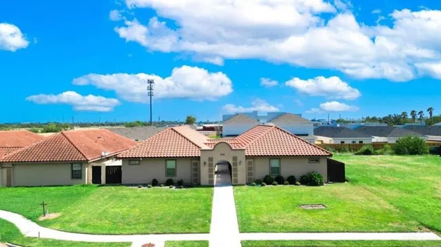 $1,250 | 304 South Ridge Lane, San Juan, TX 78589