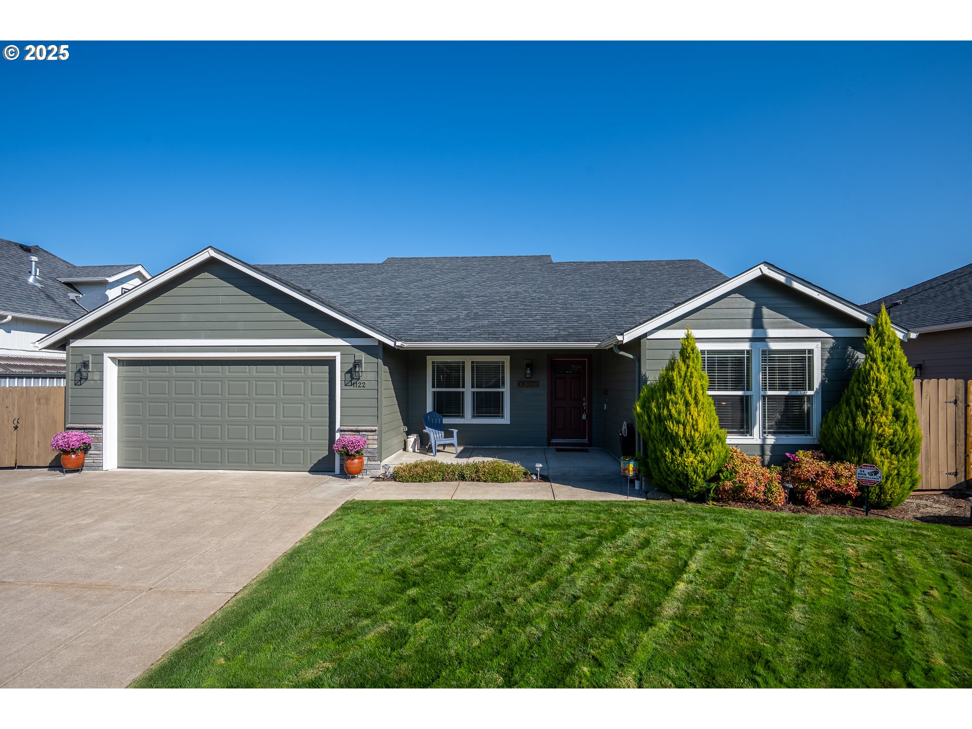 1122 Swale Ridge Loop Creswell, OR 97426 - Photo 2 of 38 Gallery Image 2
