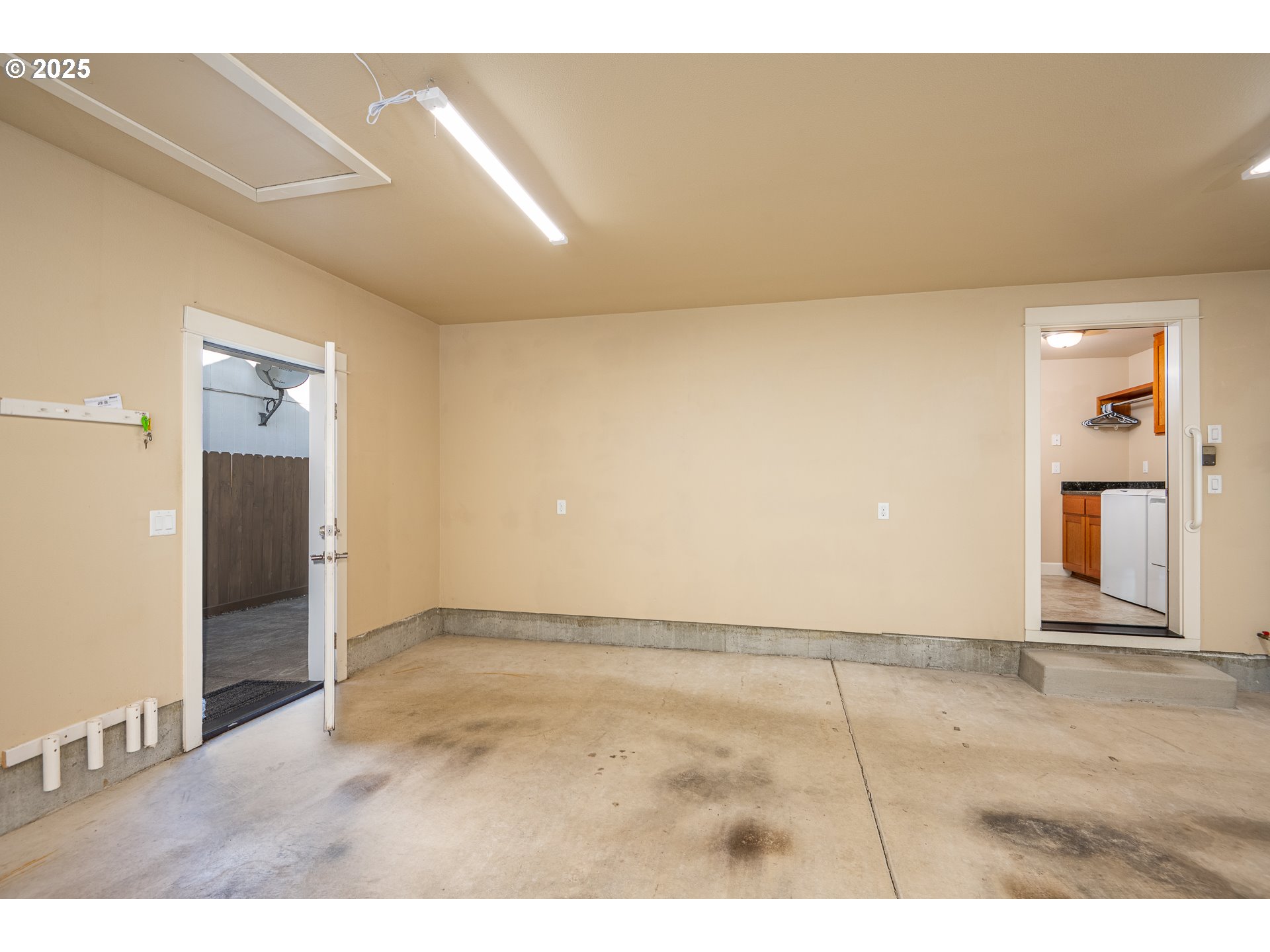 1122 Swale Ridge Loop Creswell, OR 97426 - Photo 26 of 38 Gallery Image 26