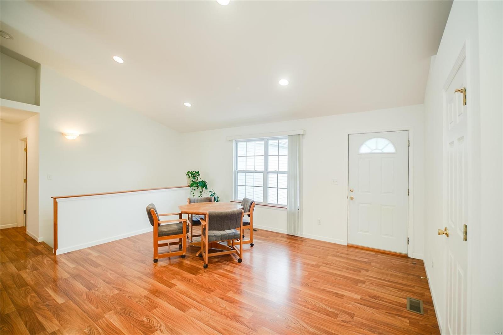 3367 Old Baumgartner Road St. Louis, MO 63129 - Photo 3 of 36 Gallery Image 3