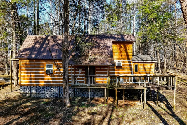 $549,900 | 305 Caney Bend Drive, Doyle, TN 38559