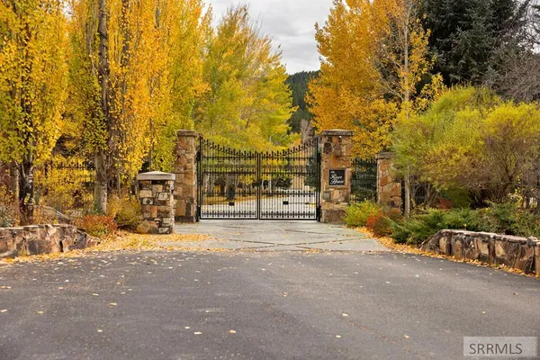 $8,000,000 | 535 Swan Lane, Irwin, ID 83428