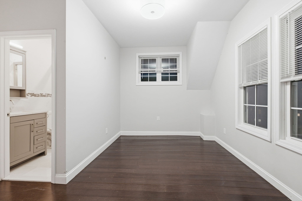 318 Concord Avenue, Unit 2 Cambridge, MA 02138 - Photo 35 of 42