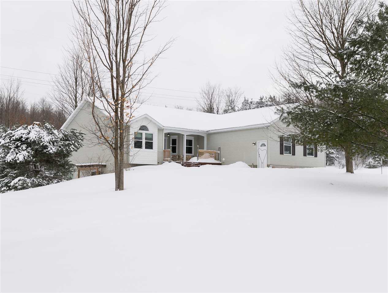 1086 Smith Road Traverse City, MI 49696 - Photo 32 of 43 1857552-31.JPG