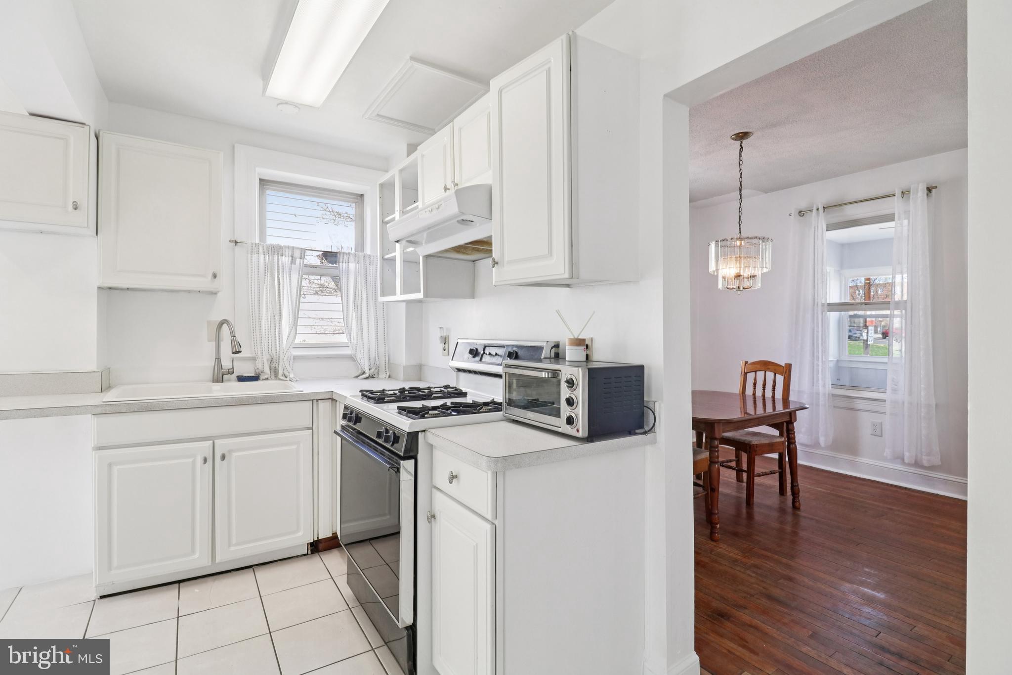 3149 Newton Street Northeast Washington, DC 20018 - Photo 19 of 57 Kitchen has a gas stove