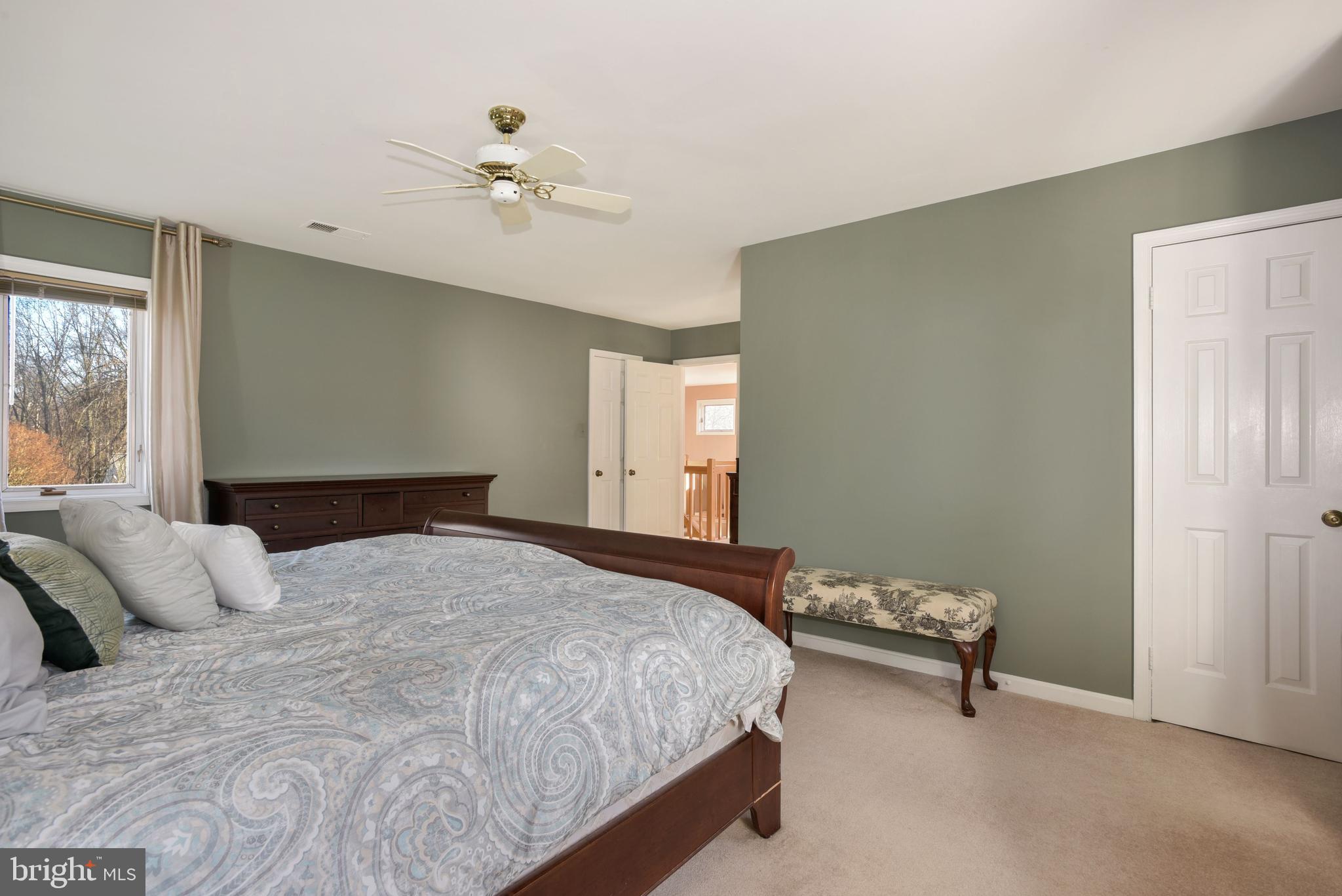 14 Rutherford Circle Sterling, VA 20165 - Photo 21 of 32 Gallery Image 21