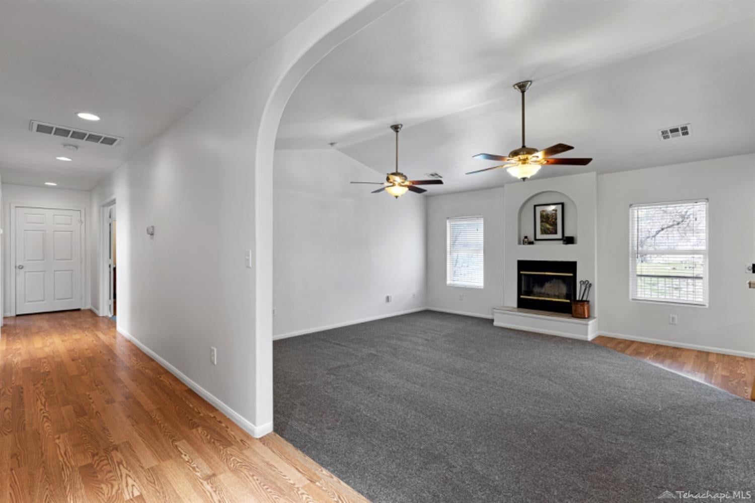 22333 Mariposa Road Tehachapi, CA 93561 - Photo 4 of 19 Gallery Image 4