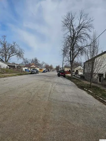 $5,500 | 733 South 7th Street, Quincy, IL 62301