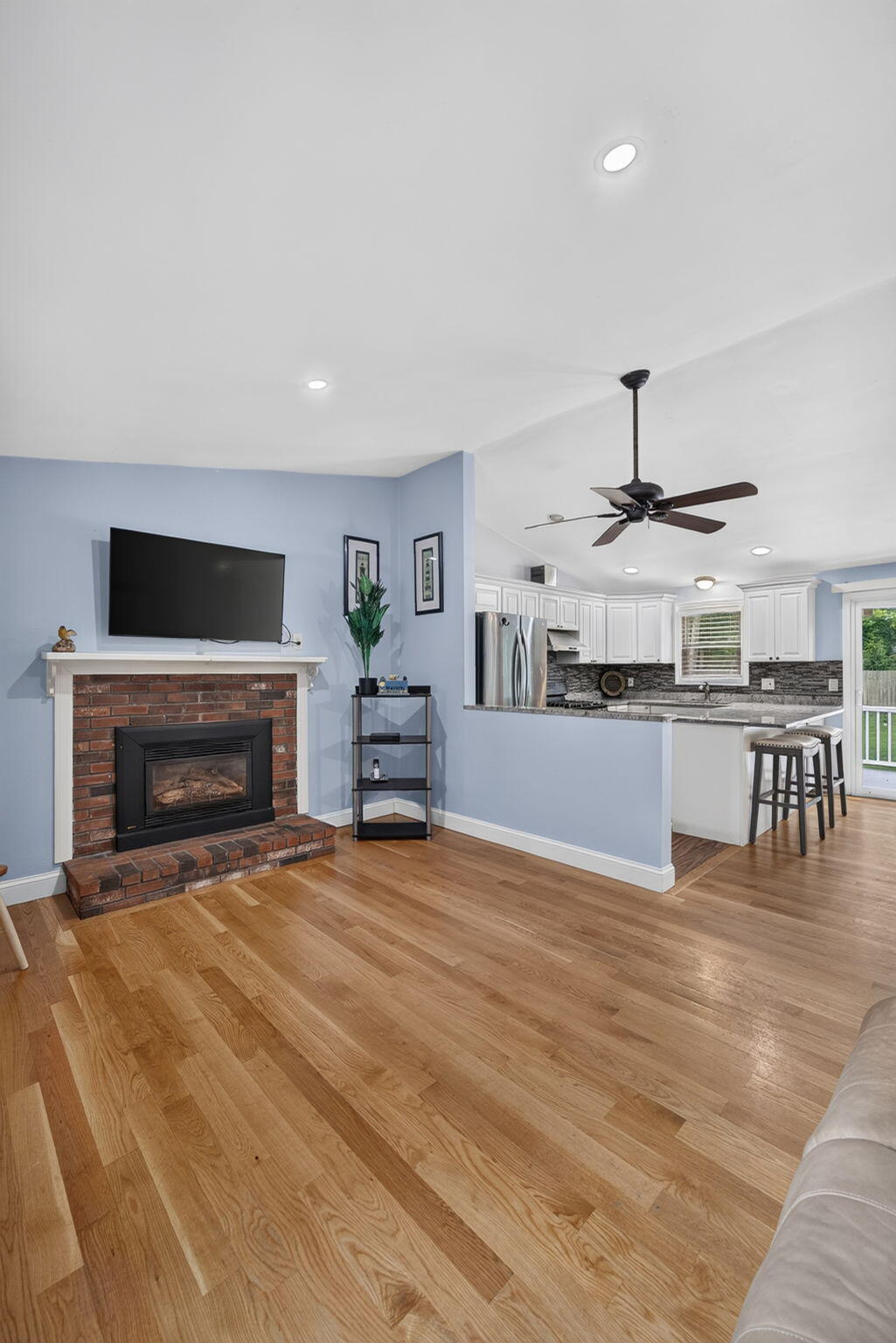 545 Lincoln Rd Extension Hyannis, MA 02601 - Photo 41 of 46 46-9L4A4606