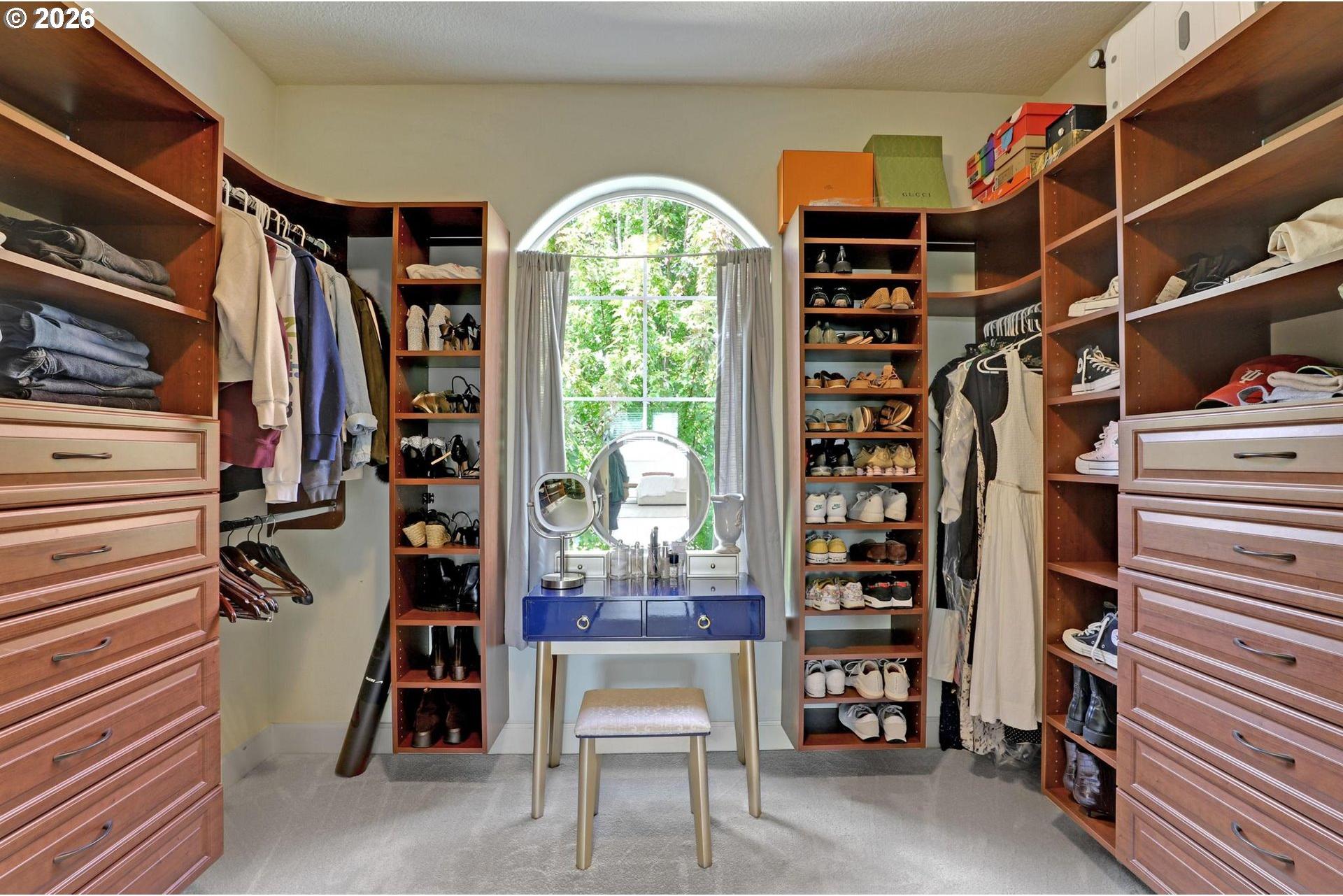 11046 Northwest Ridge Road Portland, OR 97229 - Photo 19 of 33 Gallery Image 19