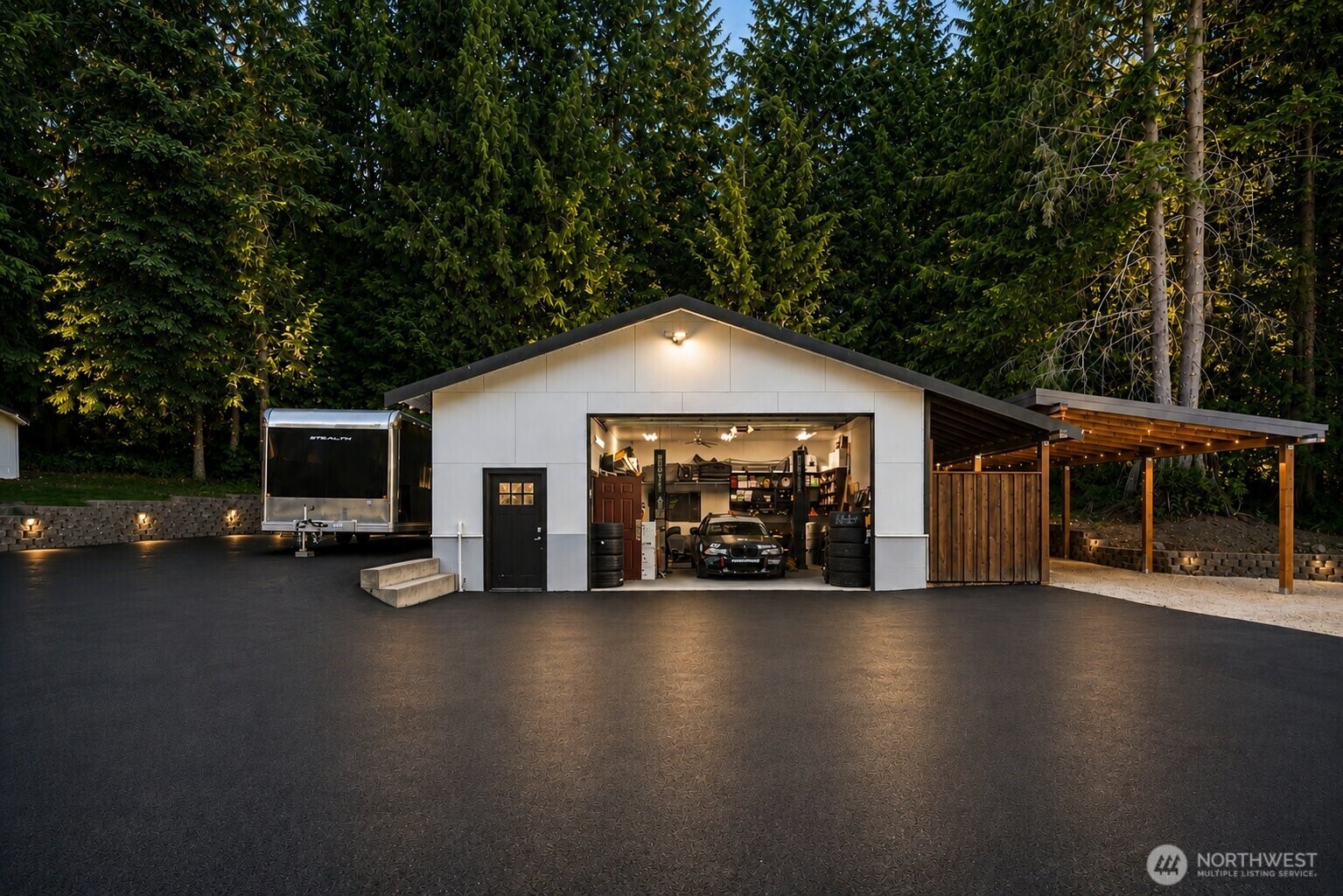 16816 Southeast Lake Moneysmith Road Auburn, WA 98092 - Photo 12 of 40