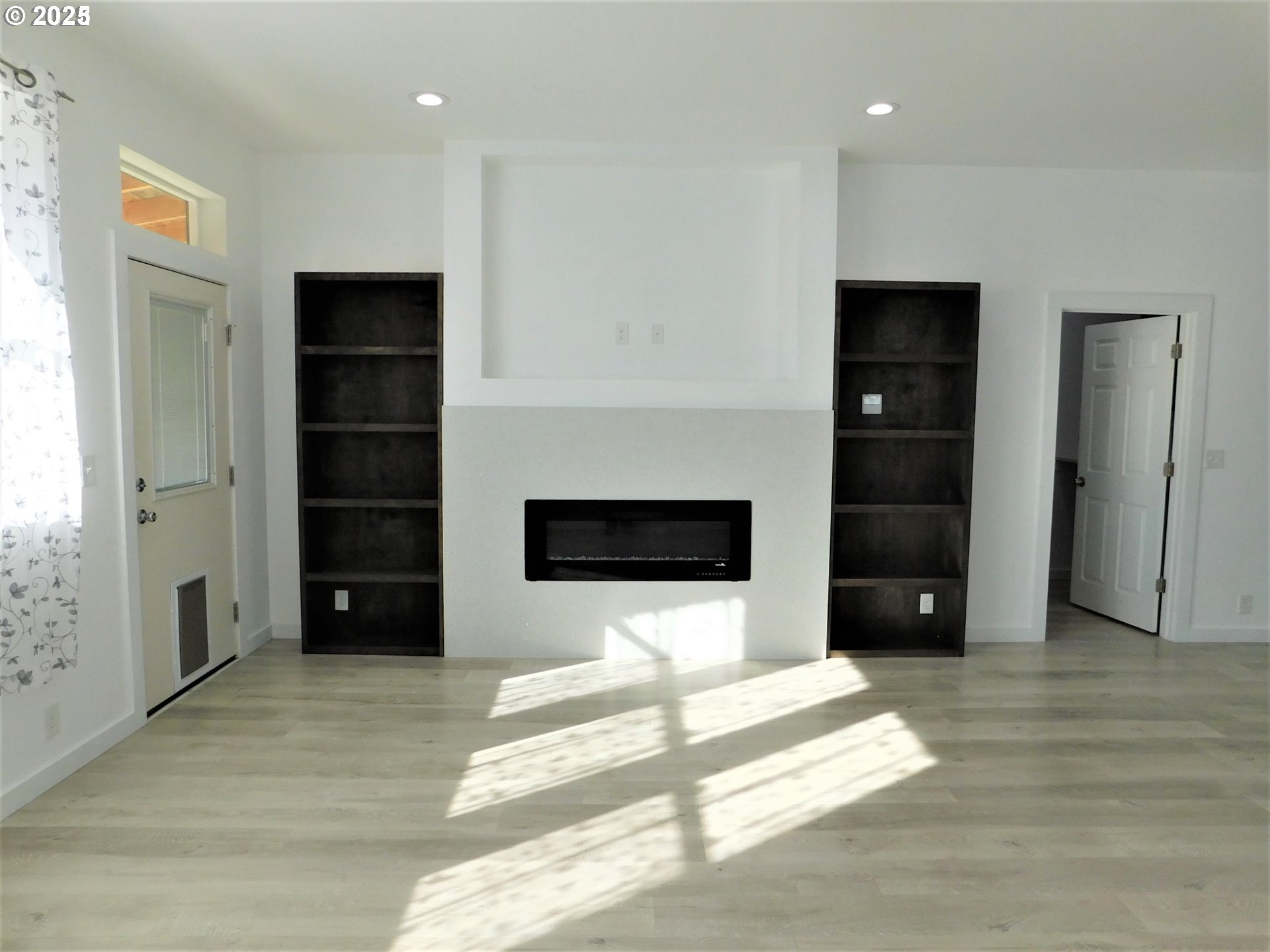 212 Maple Street Myrtle Point, OR 97458 - Photo 5 of 20 Gallery Image 5