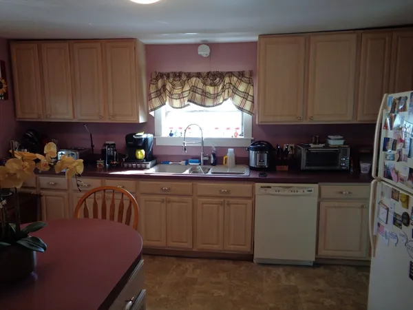 $629,900 | 21-23 Eastford Road, Southbridge, MA 01550