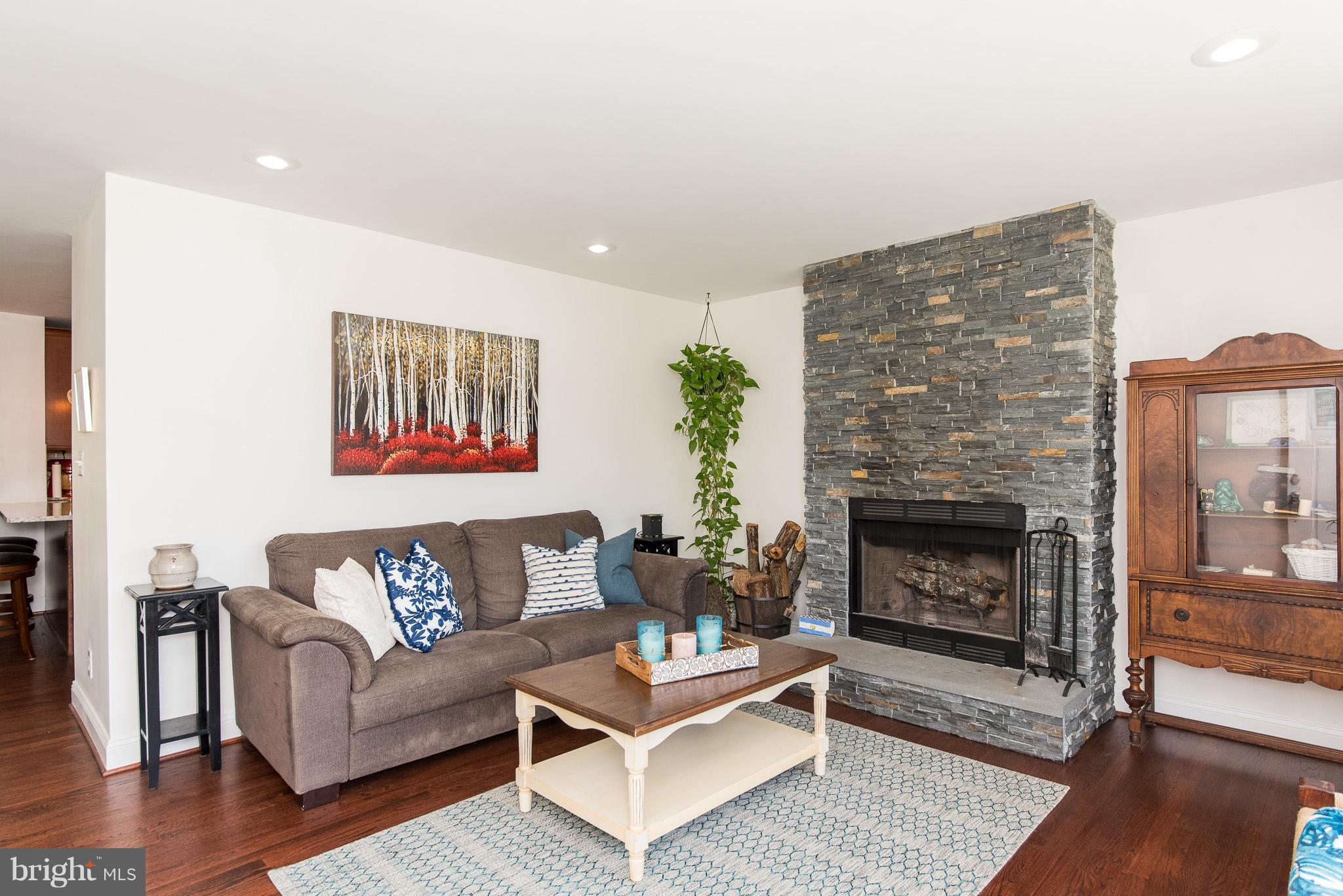 127 North Lynbrook Road Bel Air, MD 21014 - Photo 4 of 30 Living Room