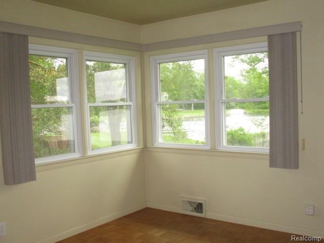 9840 Sashabaw Road Clarkston, MI 48348 - Photo 12 of 20