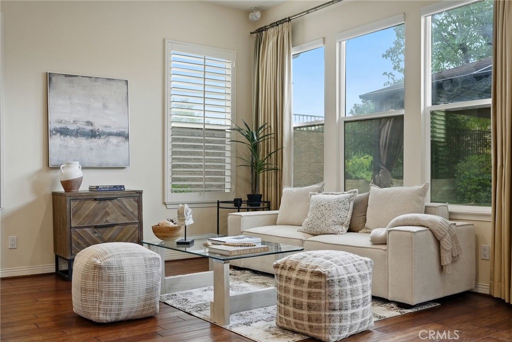 20356 Vía Cellini Porter Ranch, CA 91326 - Photo 18 of 62
