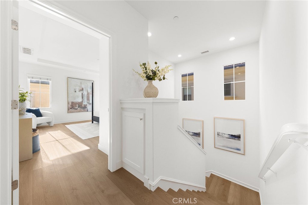 112 Velvetleaf Irvine, CA 92620 - Photo 26 of 51 a view of a living room