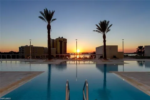 $279,000 | 3000 Oasis Grand Boulevard, Unit MPH6, Fort Myers, FL 33916