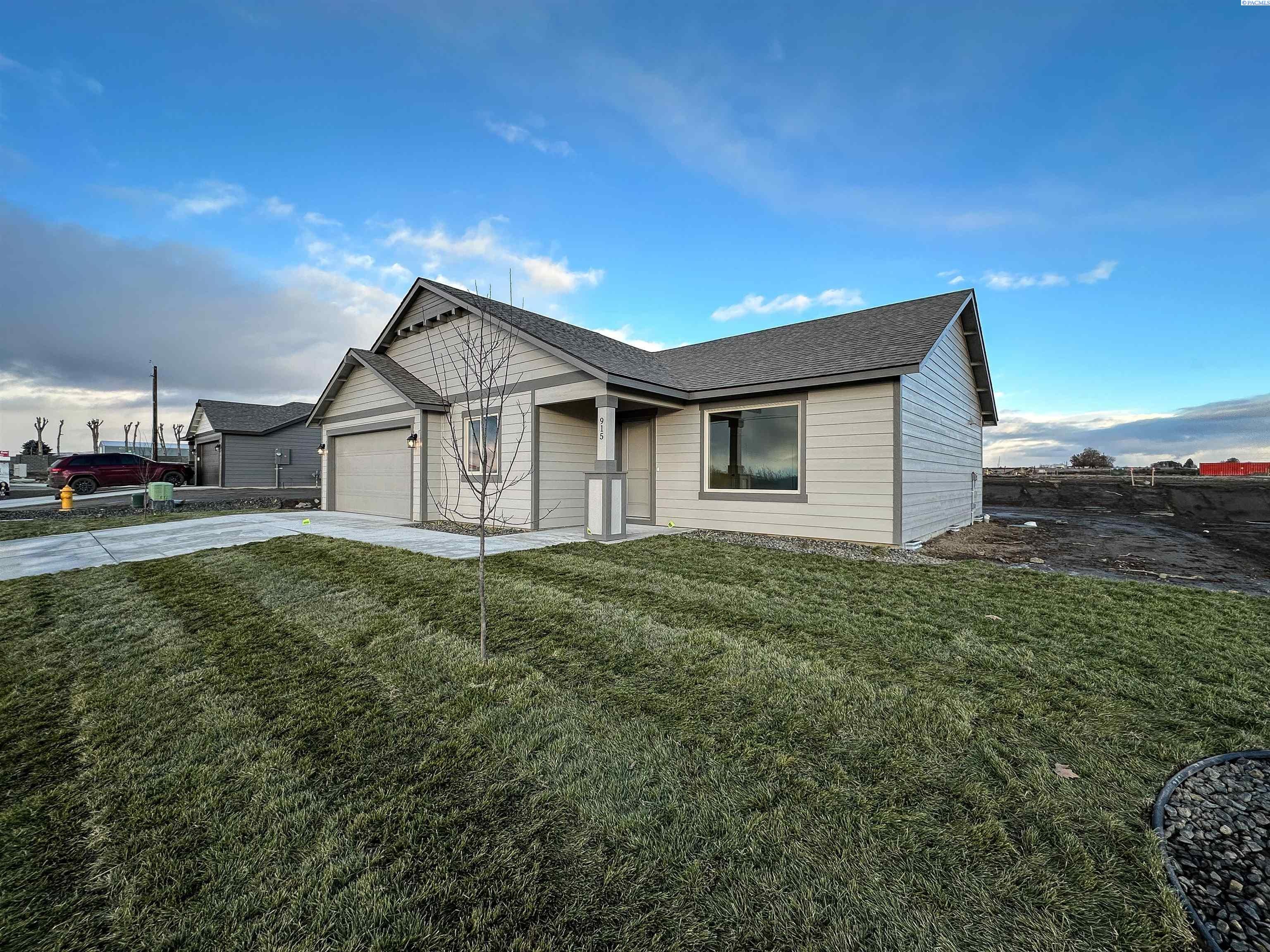 915 North Euclid Road Grandview, WA 98930 - Photo 2 of 19 Gallery Image 2